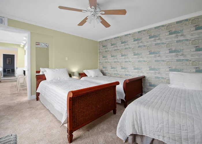 Ferienhaus 9400 Building Family Friendly Condo, Steps To The Ocean With Outdoor Pool! Ocean Stadt