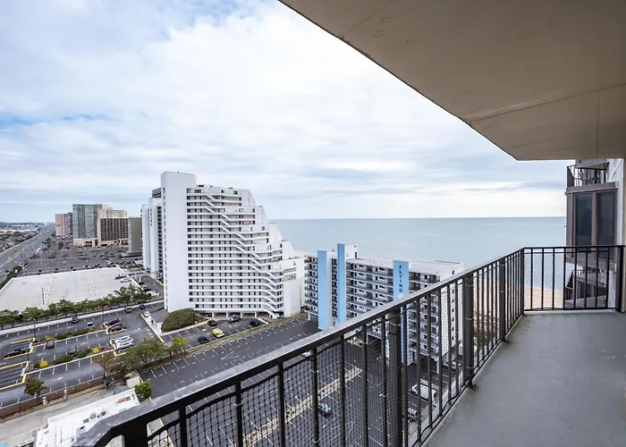 Ferienhaus 9400 Building Family Friendly Condo, Steps To The Ocean With Outdoor Pool! Ocean Stadt